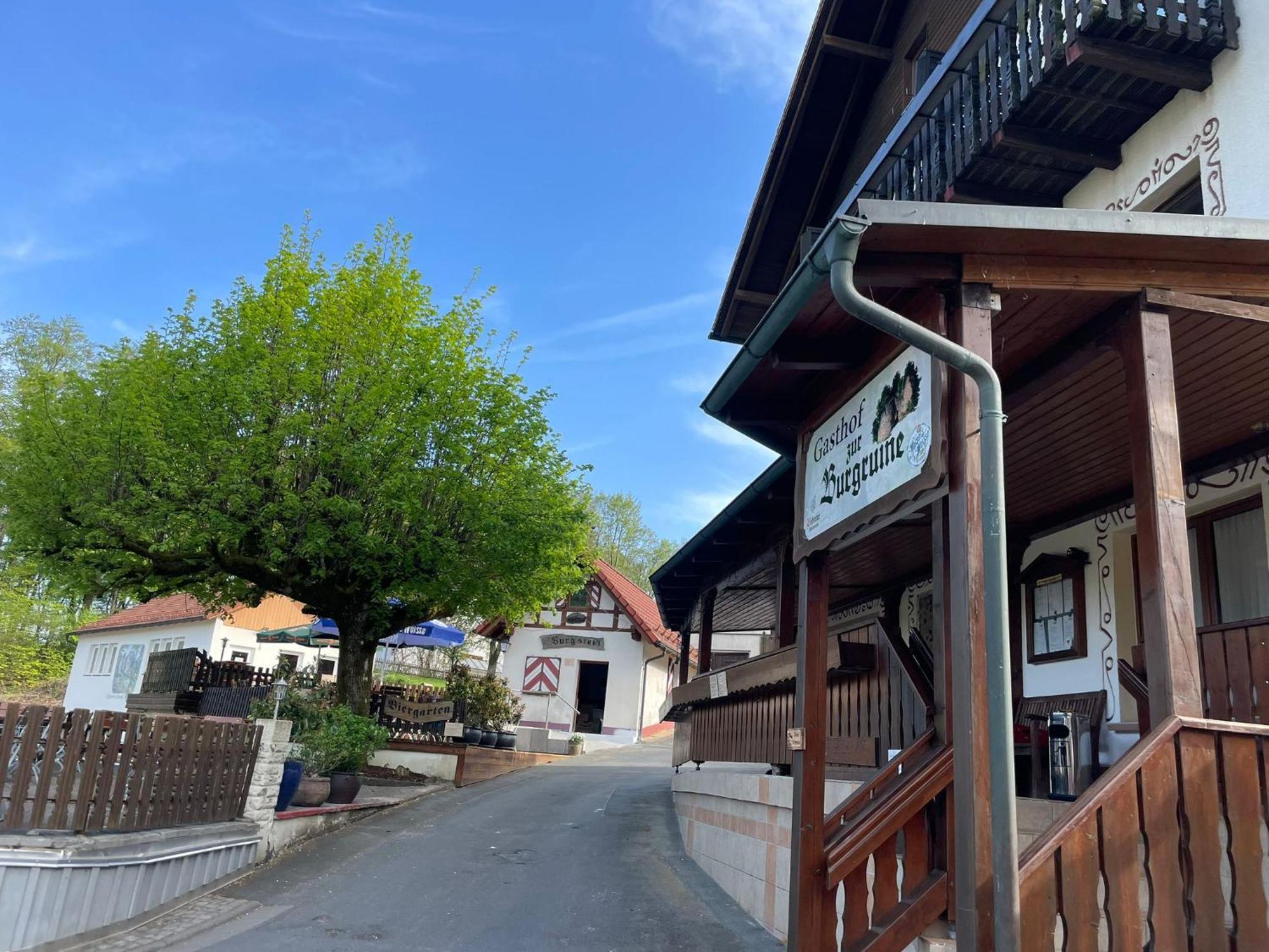 Gasthof Zur Burgruine Pottenstein Eksteriør billede